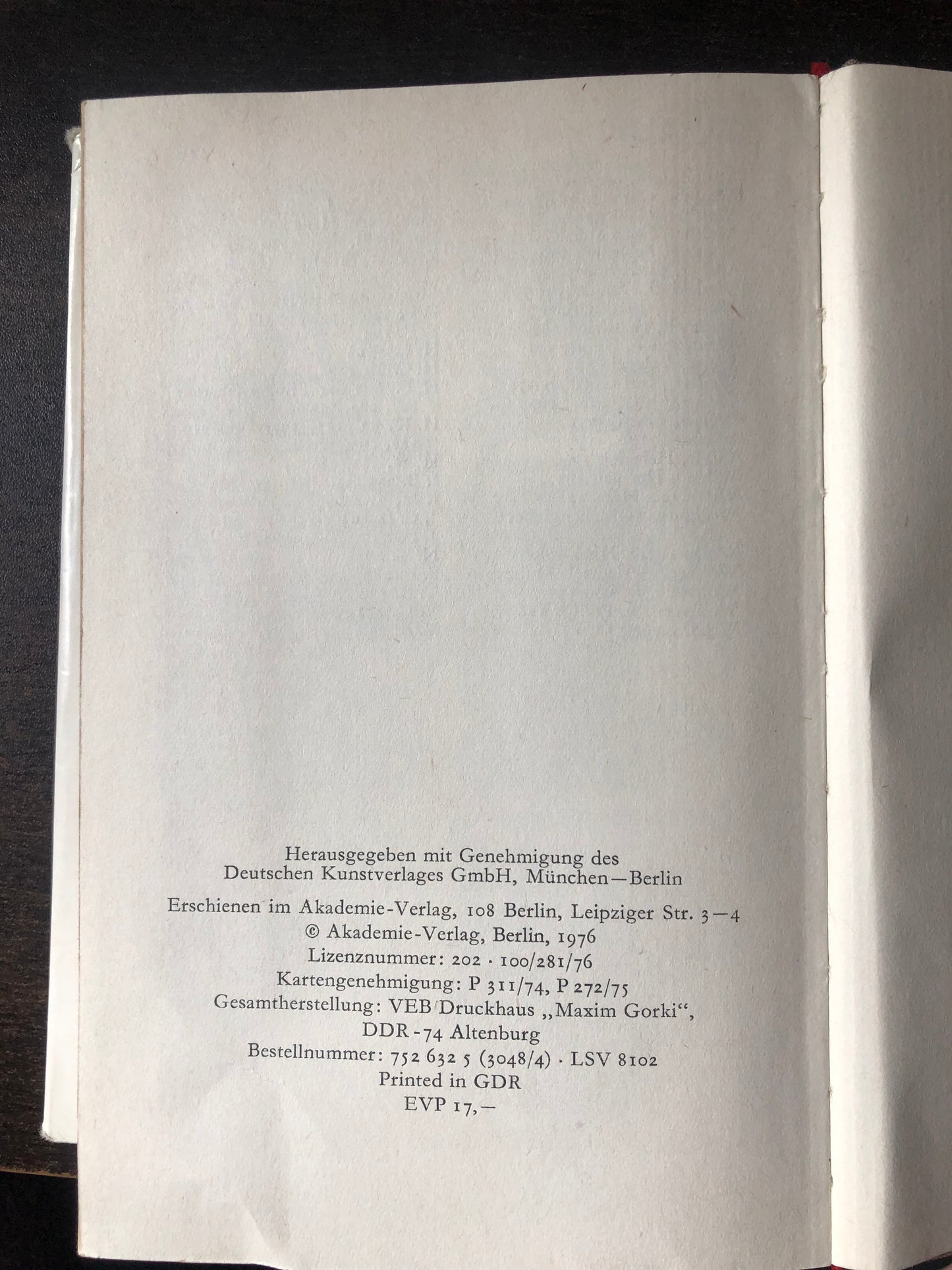 Handbuch der deutschen Kunstdenkmäler ( der Bezirk halle )