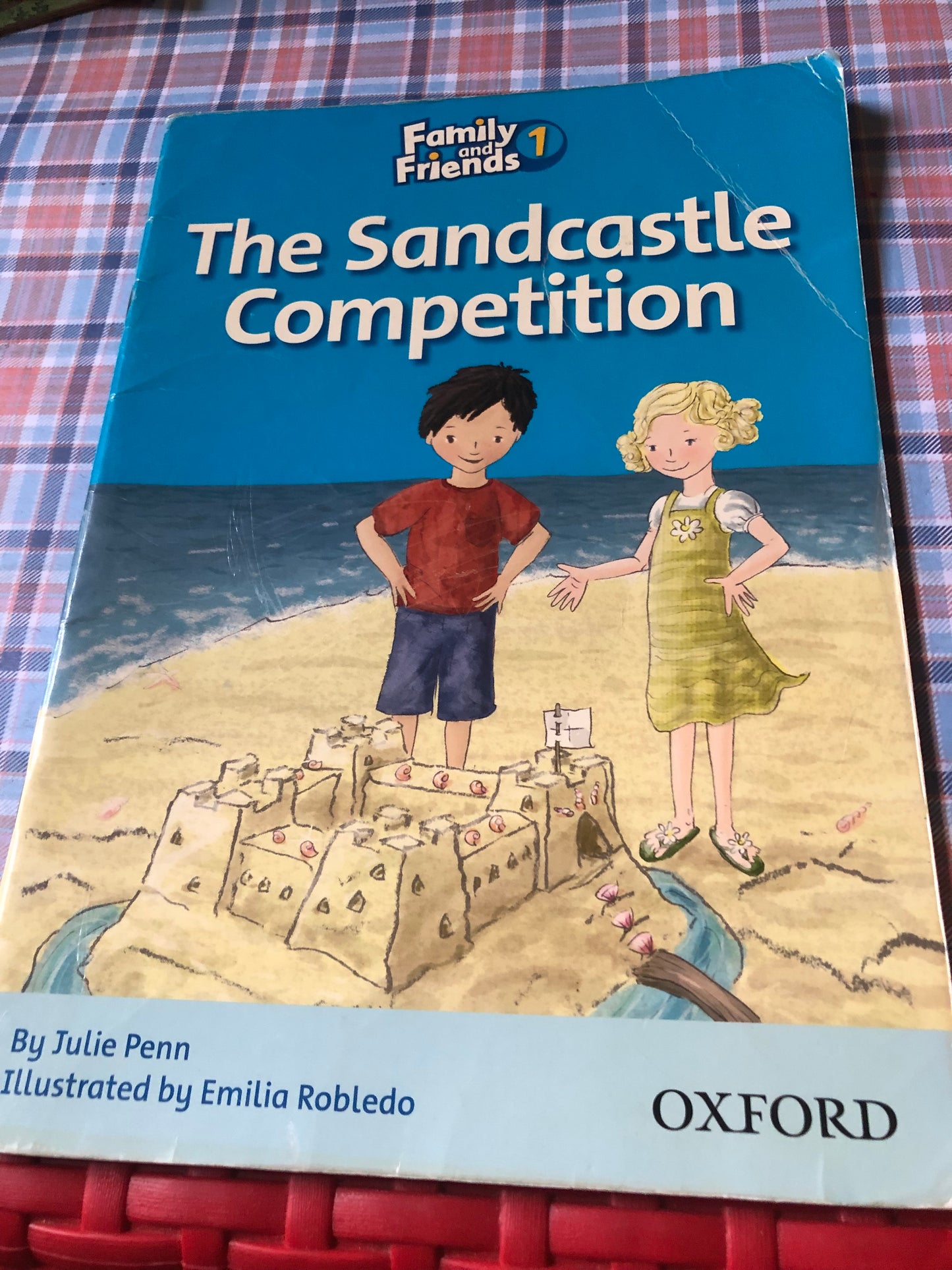 Family and friends(1) - the sandcastle competition