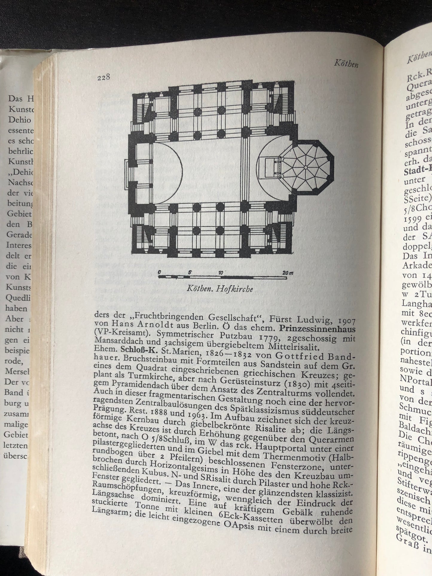 Handbuch der deutschen Kunstdenkmäler ( der Bezirk halle )